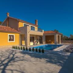 Modern villa with pool, sea view, near the sea and the beach - by Traveler tourist agency Krk ID 2168