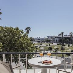 Rent4Rest Estoril Beachfront Apartments