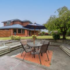 Worsley Wonder - Te Anau Holiday Home