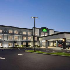 La Quinta by Wyndham Mt. Laurel - Philadelphia