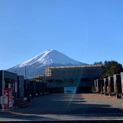 Mt Fuji Glamping VILLA Kawaguchiko