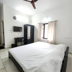 Olive Homestay 1bhk Diamond Ernakulam