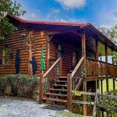 Rustic Cabin, Fire Pit with HotTub, Mountain Views, Peaceful Location