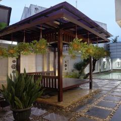 ARCS House Pakubuwono by Jambuluwuk