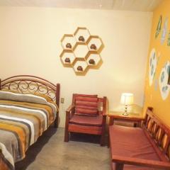 Los Nardos Hostel -pet friendly-