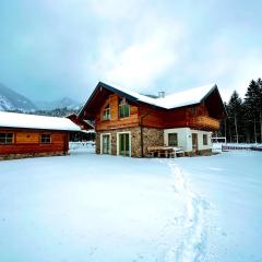 Chalet Hoamatgfühl mit Gartensauna - in der Nähe von Schladming