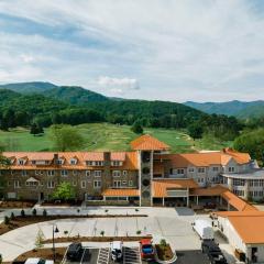 Waynesville Inn and Golf Club, Tapestry Collection by Hilton