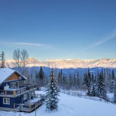 Lush Mountain Accommodations