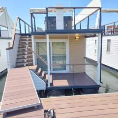 HOUSE BOAT OLIVA - Floating House