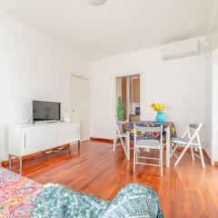 Bright and quiet apartment close to Milan fair