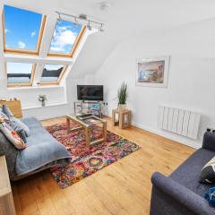 Stunning 2BR Loft Apt in Oban - Sea Views