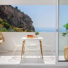 Sesimbra Beach House by Saudade