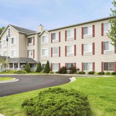 Country Inn & Suites by Radisson, Grand Rapids Airport, MI