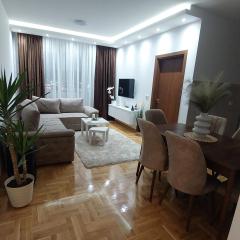 Apartman Zapadni Kej M&M