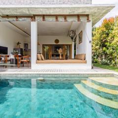 Adorable 1BR villas in the herat of Seminyak