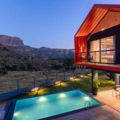 StayVista's Terra Tints - Mountainside Cabin with Private Pool, Deck & Games Room