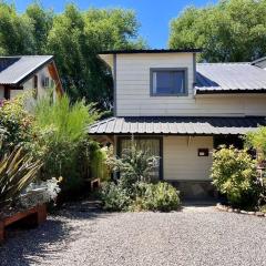 Casa con jardín en barrio tranquilo