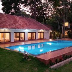 Shantitheeram Ayurveda Lakeside Heritage Resort