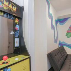 Arcade Nook & New Sea Turtle Mural- 3BR