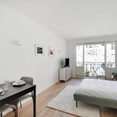 Bright Studio for 2 near Avenue Foch