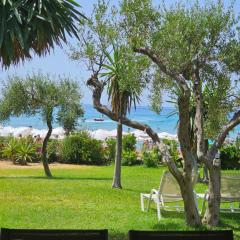 Glyfada Beachfront Apartment A3g