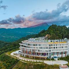 Lady Hill Sapa Resort