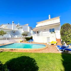 Vilamoura Brightness Villa With Pool by Homing