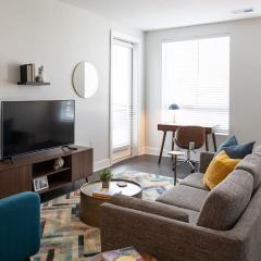 Cozysuites l Luxe 2BR in Downtown Cincinnati