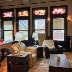 Pet Friendly Gorgeous Downtown Loft Pueblo