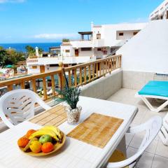 FIRST LINE Los Geranios Ocean View Apartment Air Conditioned 50 m from La Pinta beach