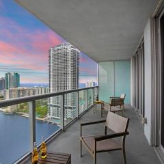 Infinite View and Balcony with Pool, Near Beach