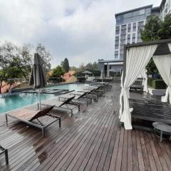 Hotel Apartment in Sandton PRIVATE UNIT