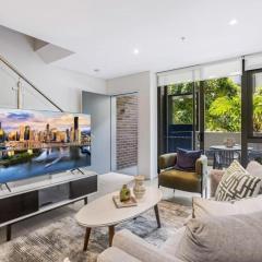 Newstead Modern 2-storey Apartment - Q Stay