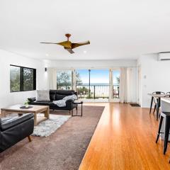 Oceanfront Apartments in Surfers Paradise at Driftwood - Privately Managed - Pet Friendly