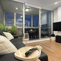 CBD Penthouse View Apartment