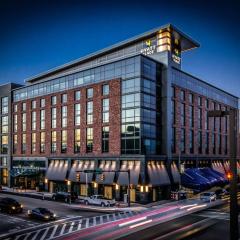 Hyatt Place Baltimore Inner Harbor