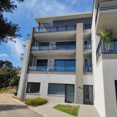 Bel appartement spacieux à Porto-Vecchio, 10min à pieds du centre ville