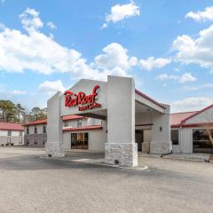 Red Roof Inn & Suites Newport News