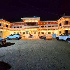 HOTEL KANHAIYA & RESTAURANT