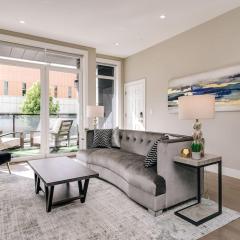 Stunning Duplex Condo #1 - Downtown River North