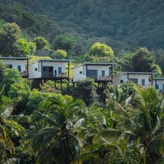 Disini Lombok ECO Sky House with Sea view