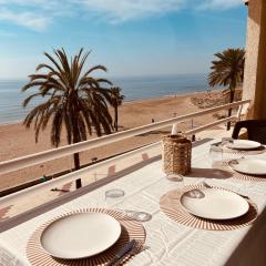 Precioso apartamento con chimenea y vistas al mar