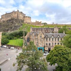 3 Bedrooms Flat in Central Edinburgh Old Town Sleeps 6