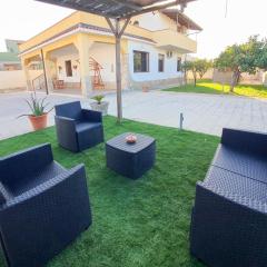 Villa La Sosta - 150m dal mare - Patio Privato e Areal Relax