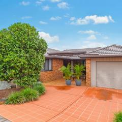 19 Pindari Parade Port Macquarie