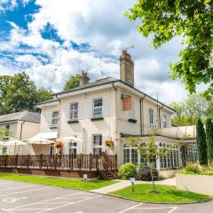 Forest Lodge Hotel