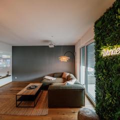 Modern Apartm. Wanderlust with Home Cinema