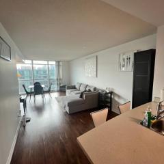 Downtown Toronto Suite By The Lake