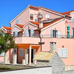 Villa Flipa Apartman Lilly