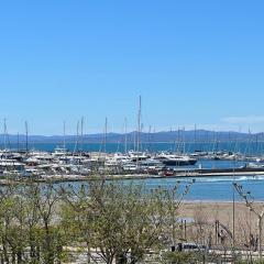 Apartamento frente al mar Roses